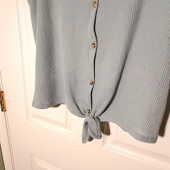 NWT Mudd Button Front Tank in Galvanized Green - Picture 3 of 6